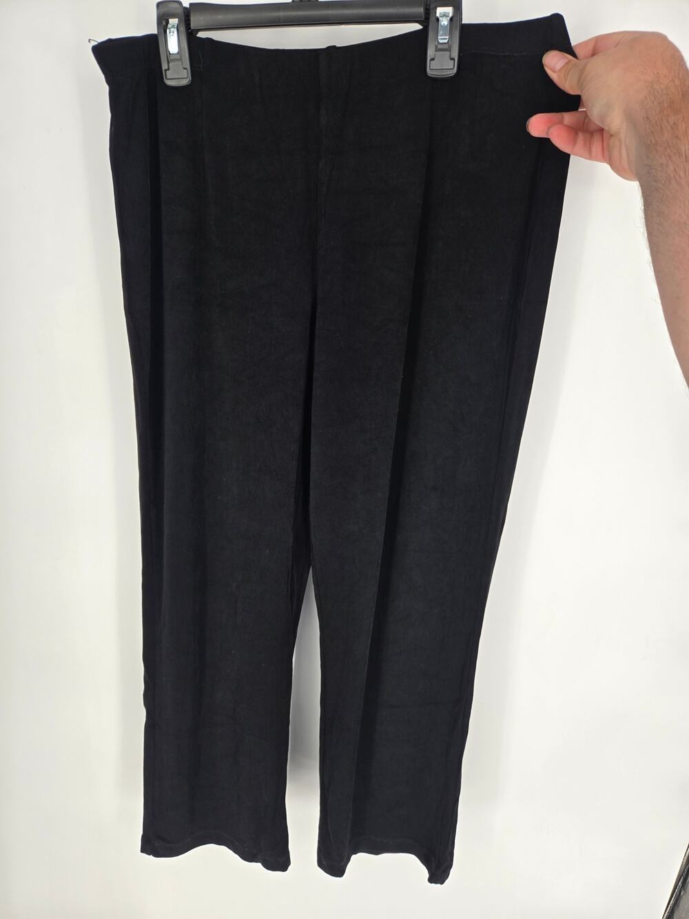 Chico's Travelers Black Pull on pants Size 2P, 12/14